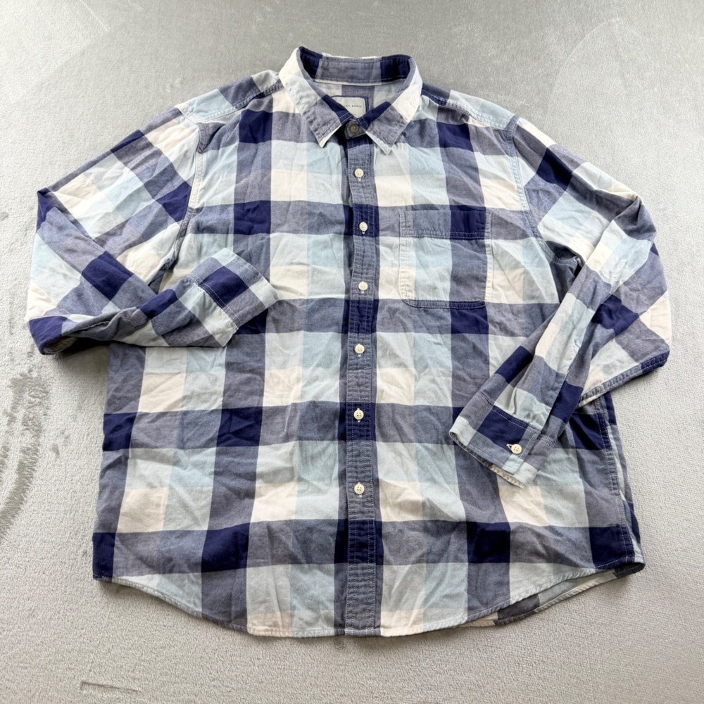 American Eagle Super Soft Men XL Blue White Plaid Button Up Flannel Shirt Cotton